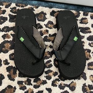 Sanuk Yoga Mat Sandels